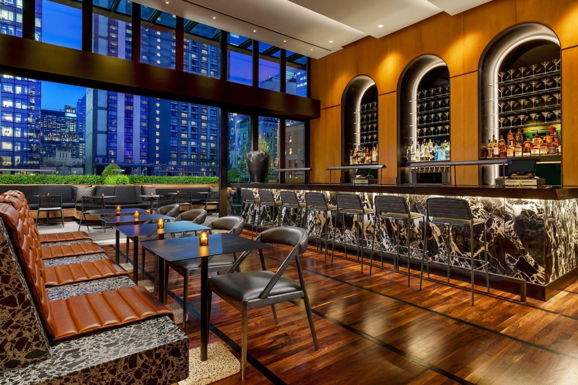 Ac Hotel By Marriott New York Times Square Exteriör bild